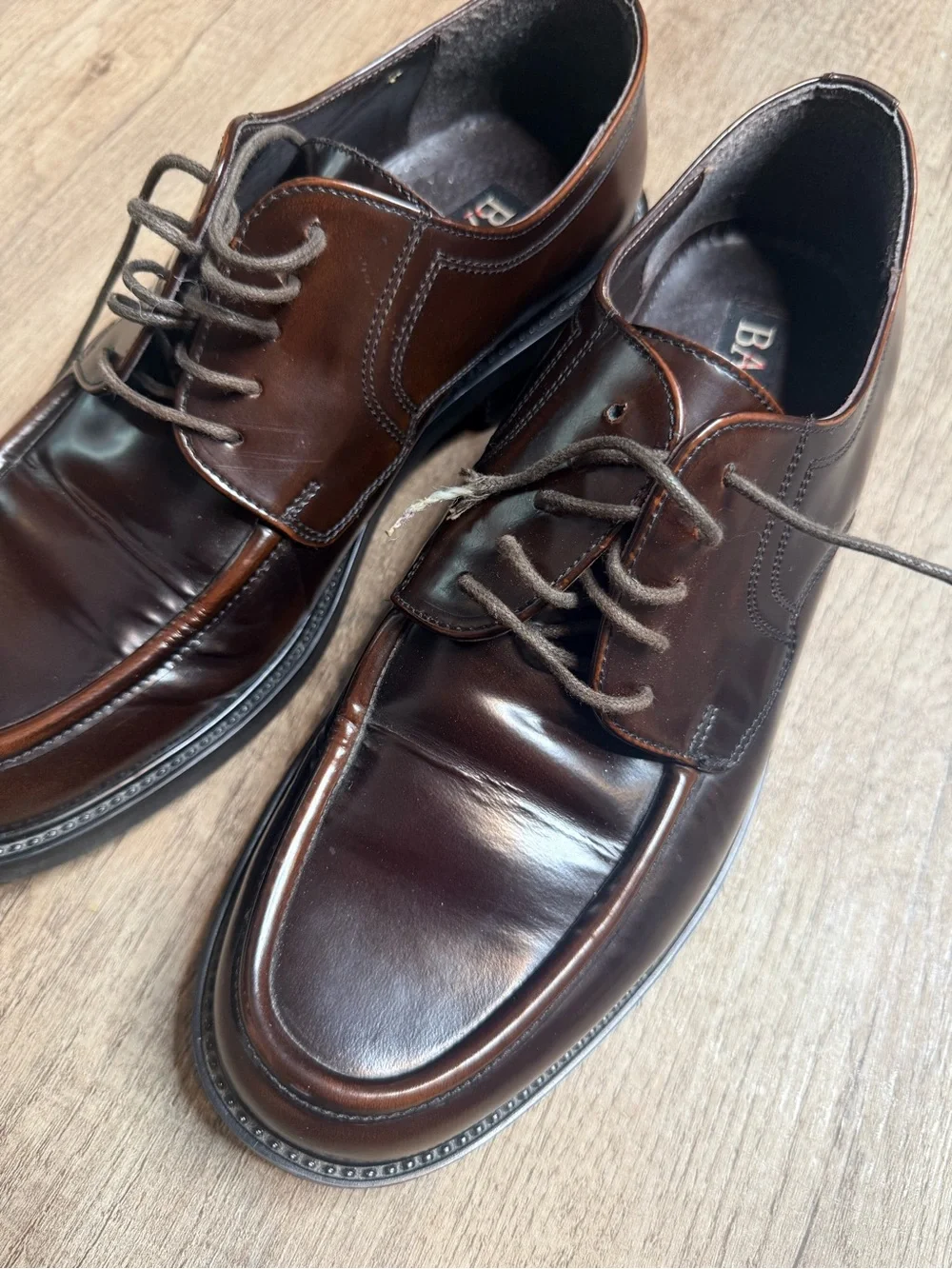 Bass polished brown